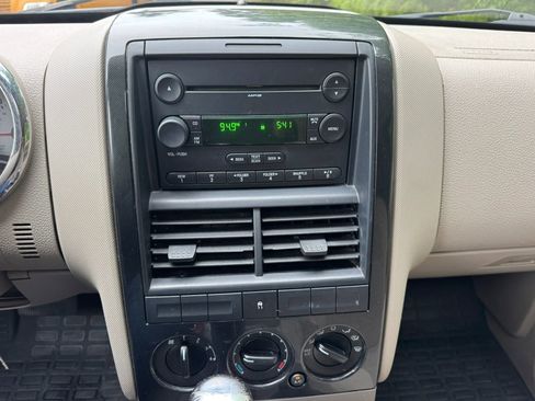 Used 2007 Ford Explorer Sport Trac XLT RWD image 20