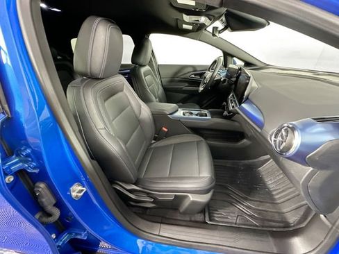 Used 2024 Chevrolet Equinox EV LT image 26