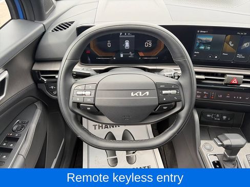Used 2026 Kia Sportage X-Line w/ X-Line Premium Package AWD/4WD image 13