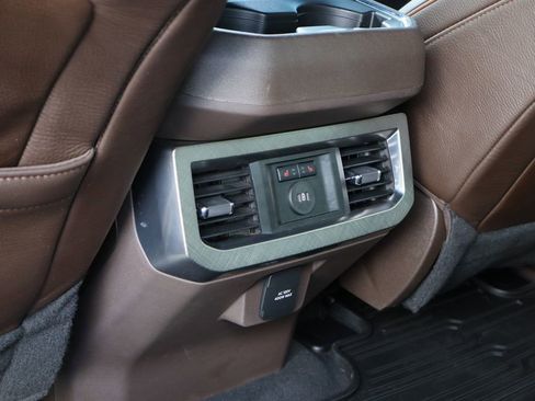 Used 2025 Ford F350 King Ranch w/ FX4 Off-Road Package image 25