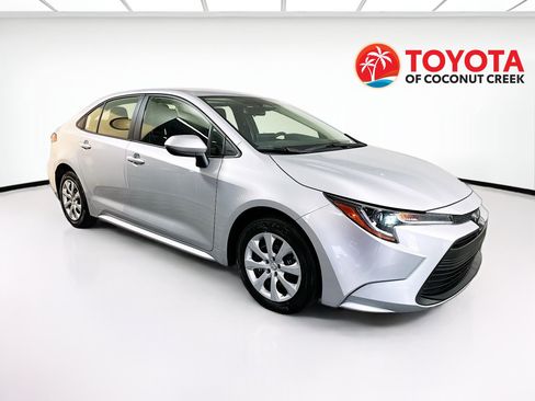 Used 2023 Toyota Corolla LE image 1