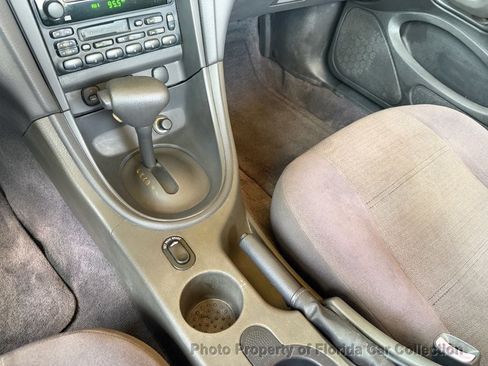 Used 2002 Ford Mustang Convertible RWD image 62