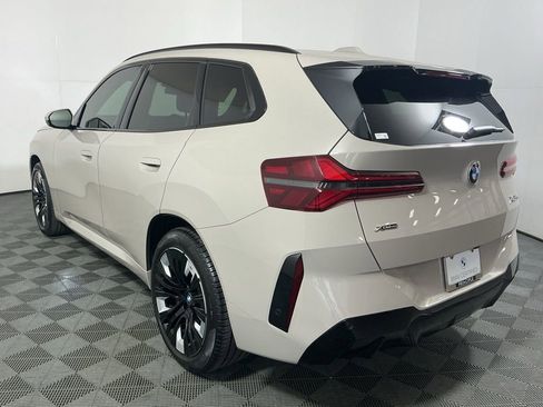 Certified 2025 BMW X3 xDrive30i w/ M Sport Package image 7