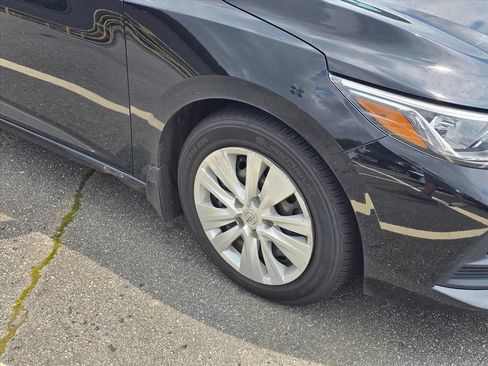 Used 2021 Nissan Sentra S FWD image 16