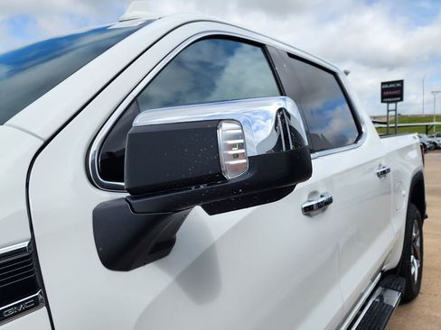 New 2026 GMC Sierra 1500 SLT w/ SLT Premium Plus Package AWD/4WD image 13