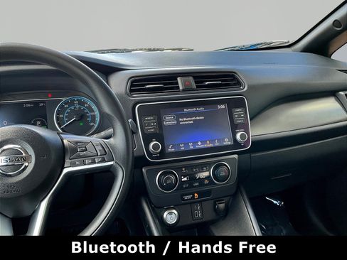 Used 2022 Nissan Leaf S FWD image 9