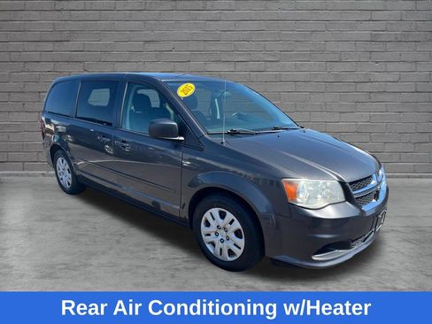Used 2015 Dodge Grand Caravan SE w/ Quick Order Package 29E SE FWD image 8