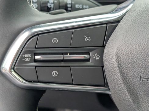 New 2026 Chevrolet Traverse LT image 19