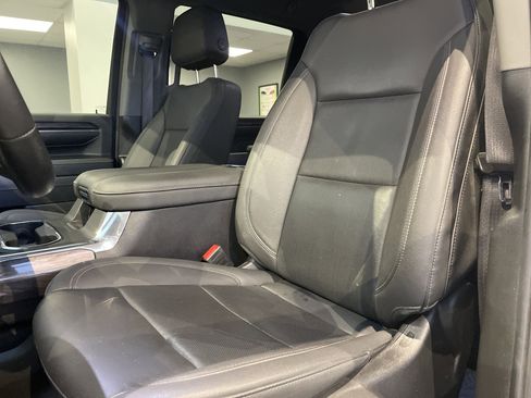 Used 2024 Chevrolet Silverado 2500 LTZ w/ LTZ Convenience Package image 45