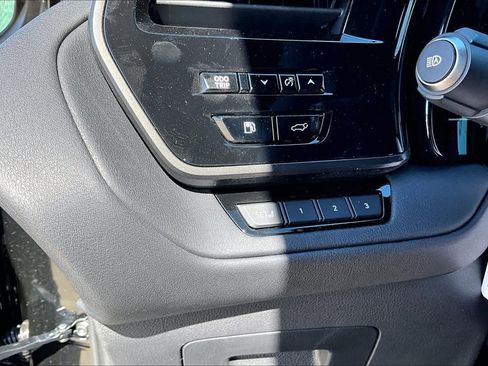 New 2026 Lexus TX 500h AWD image 14