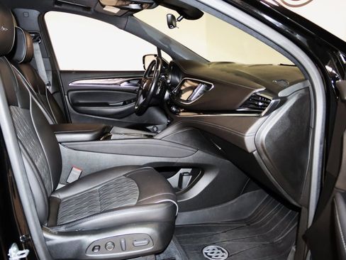 Used 2023 Buick Enclave Avenir w/ Avenir Technology Package image 58