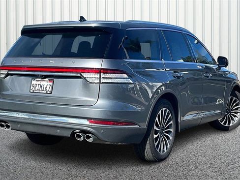 Used 2024 Lincoln Aviator Reserve image 25
