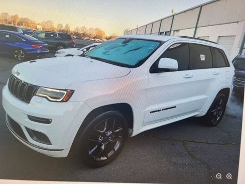 Used 2019 Jeep Grand Cherokee Limited X AWD/4WD image 18