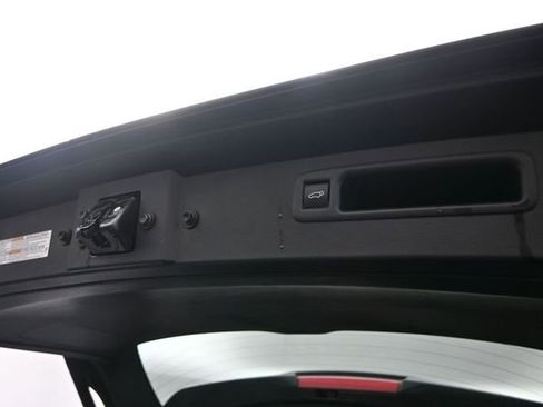 Used 2023 Toyota Highlander XLE image 26