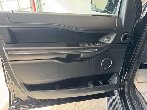 Used 2019 Ford Expedition Max XLT w/ Equipment Group 202A image 16