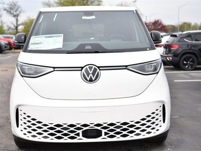 New 2025 Volkswagen ID. Buzz Pro S