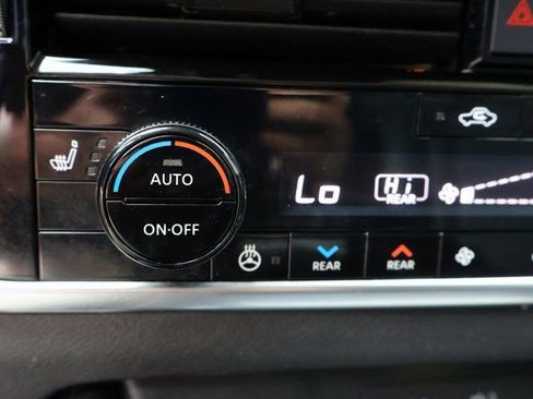 Used 2021 Nissan Rogue SL AWD/4WD image 27
