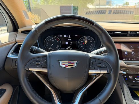 Certified 2024 Cadillac XT6 Premium Luxury w/ Platinum Package AWD/4WD image 15
