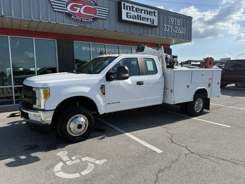 Used 2017 Ford F350 XL w/ Power Equipment Group AWD/4WD image 2