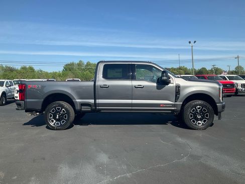 New 2026 Ford F250 Platinum AWD/4WD image 4