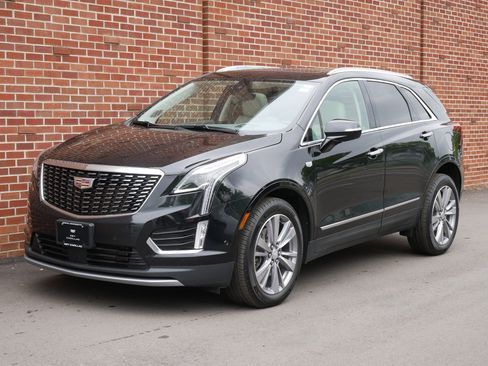 Used 2023 Cadillac XT5 Premium Luxury w/ Technology Package AWD/4WD image 1