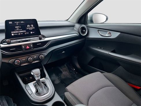 Used 2023 Kia Forte LXS image 21