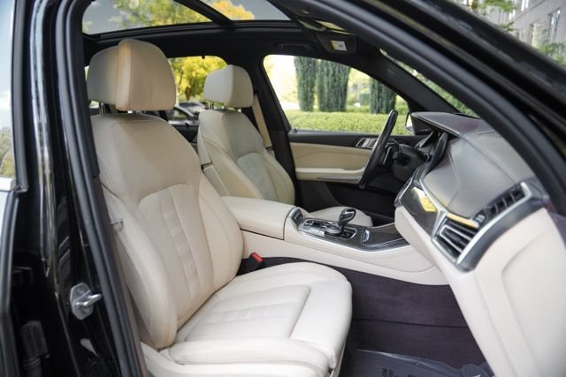 Used 2019 BMW X5 xDrive40i AWD/4WD image 35