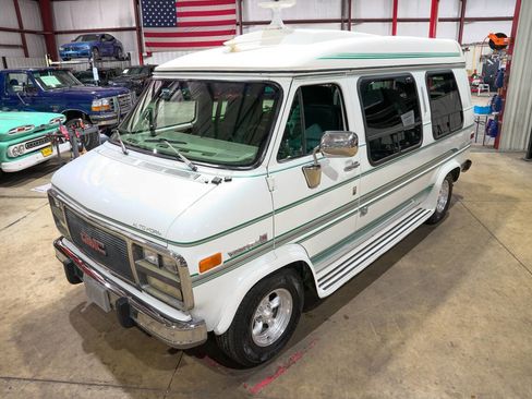 Used 1993 GMC G2500 Vandura RWD image 15