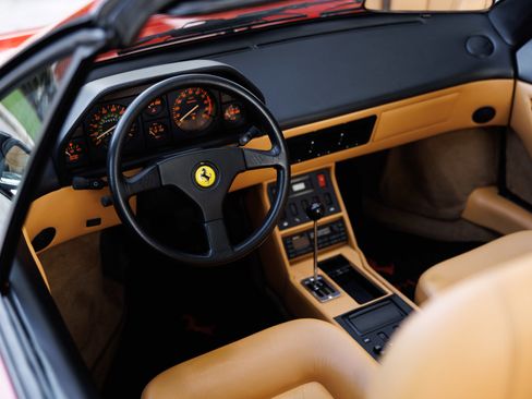 Used 1989 Ferrari Mondial T image 18