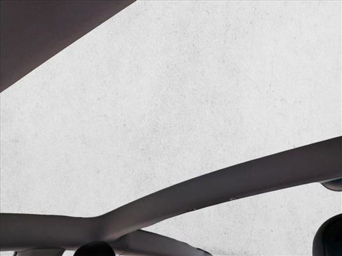 Used 2021 Tesla Model 3 Standard Range Plus image 16