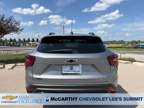 New 2026 Chevrolet Trax RS FWD image 17