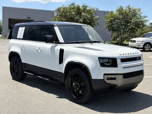 New 2026 Land Rover Defender 110 S AWD/4WD image 7