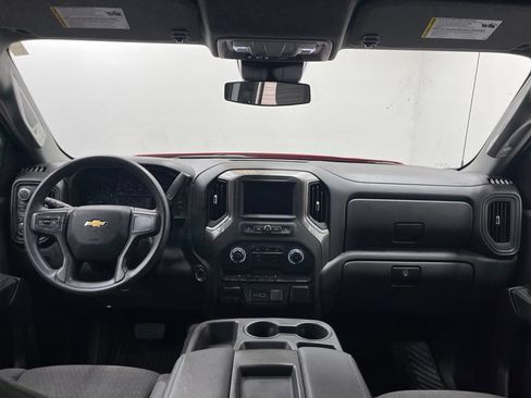 Used 2025 Chevrolet Silverado 1500 Custom w/ Turbomax Blackout Package AWD/4WD image 18