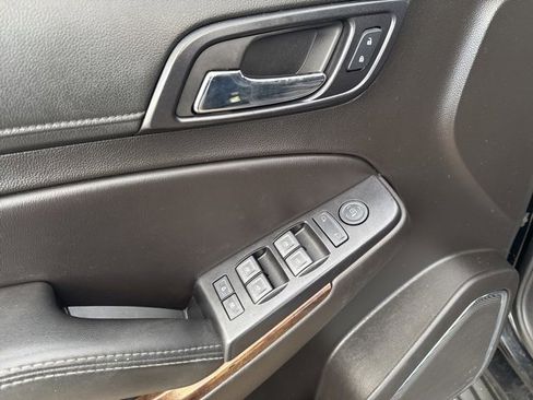 Used 2017 Chevrolet Tahoe 4WD w/ Remote Keyless Entry Package image 23