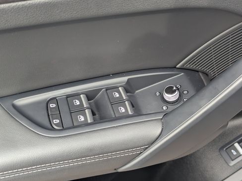 Used 2024 Audi Q5 2.0T Premium Plus image 23