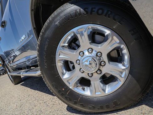 Used 2024 RAM 2500 Big Horn w/ Bed Utility Group AWD/4WD image 2