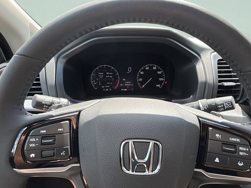 New 2027 Honda Odyssey Touring image 24