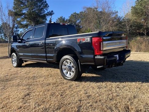 Used 2022 Ford F350 Platinum image 41