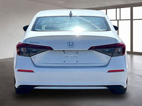 Used 2022 Honda Civic EX image 5