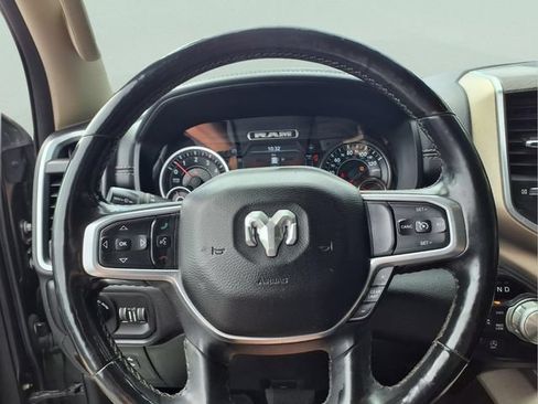 Used 2019 RAM 1500 Laramie AWD/4WD image 22