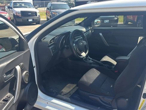 Used 2012 Scion tC image 25