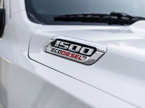 Used 2023 RAM 1500 Limited w/ Body Color Bumper Group AWD/4WD image 18