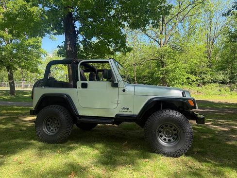 Used 2003 Jeep Wrangler SE AWD/4WD image 7