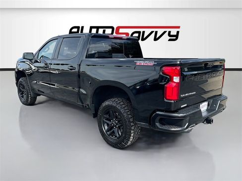 Used 2024 Chevrolet Silverado 1500 LT Trail Boss w/ Convenience Package II image 5