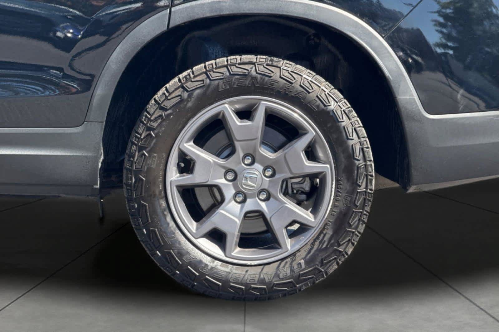 Certified 2024 Honda Passport TrailSport image 11