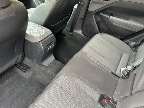 Used 2024 Subaru Crosstrek 2.0i Premium AWD/4WD image 14