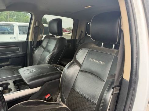 Used 2022 RAM 3500 Laramie AWD/4WD image 7