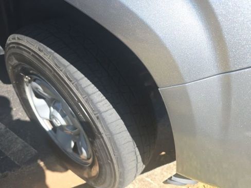 Used 2023 Toyota Tacoma SR image 9