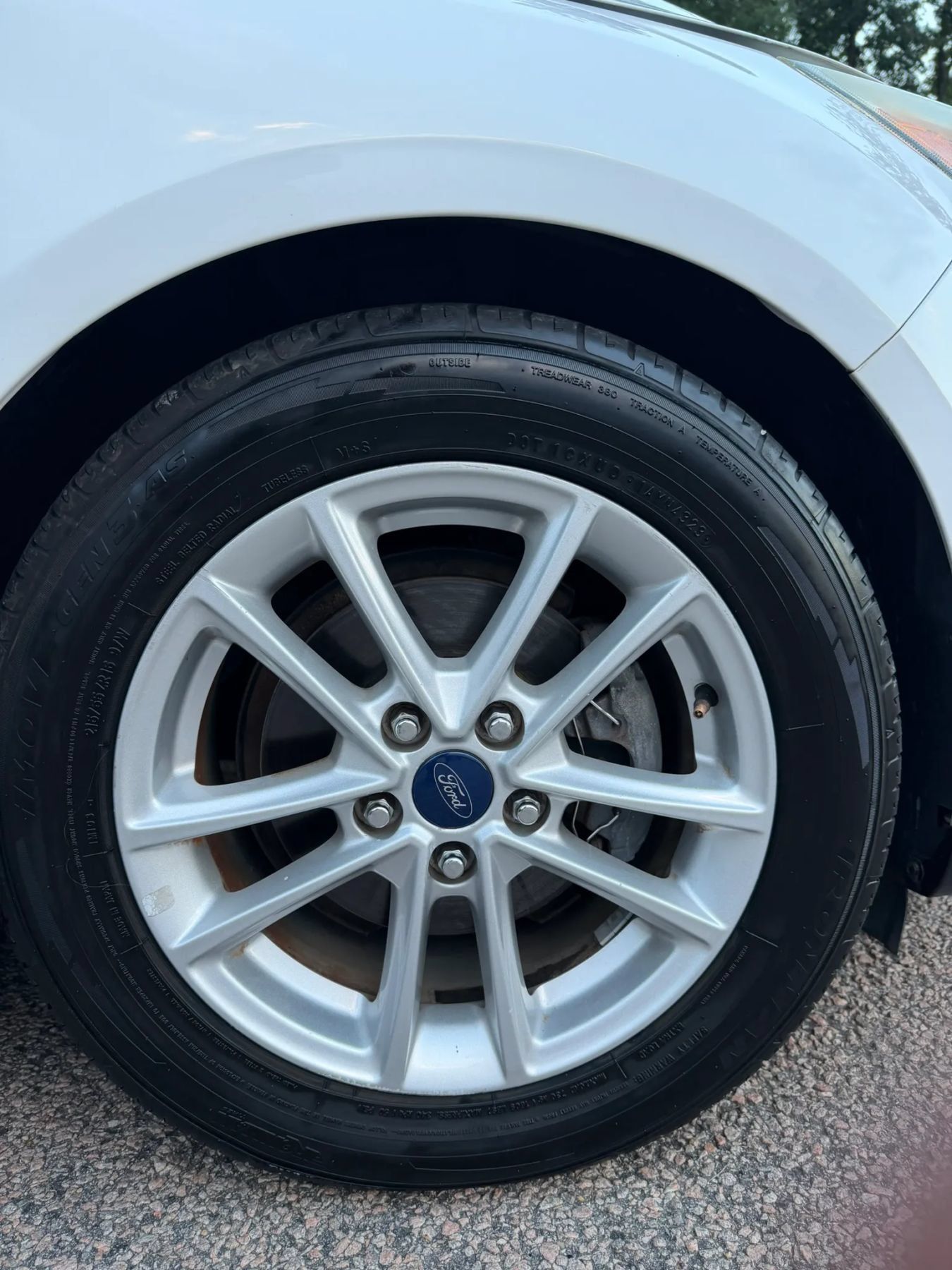 Used 2015 Ford Focus SE FWD image 19
