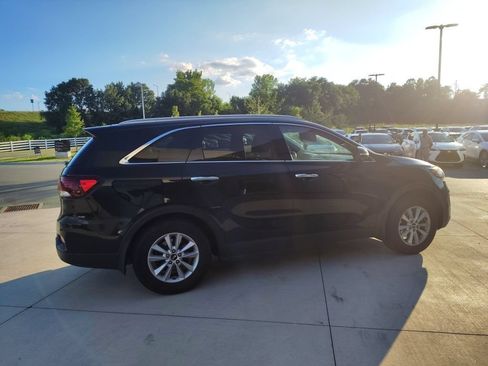 Used 2019 Kia Sorento FWD w/ LX Convenience Package image 5